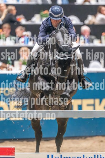 20241020-164156-2024-10-20-16-41-57-40-NIKON-Z-9