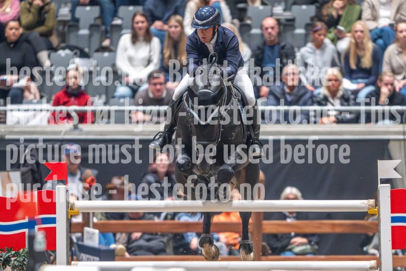 20241020-164245-2024-10-20-16-42-45-26-NIKON-Z-9
