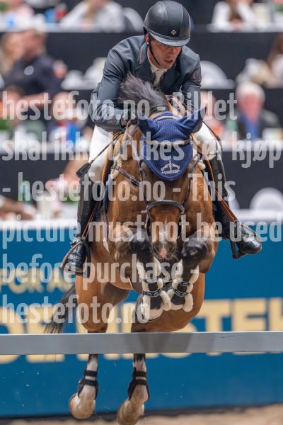 20241020-164421-2024-10-20-16-44-22-72-NIKON-Z-9