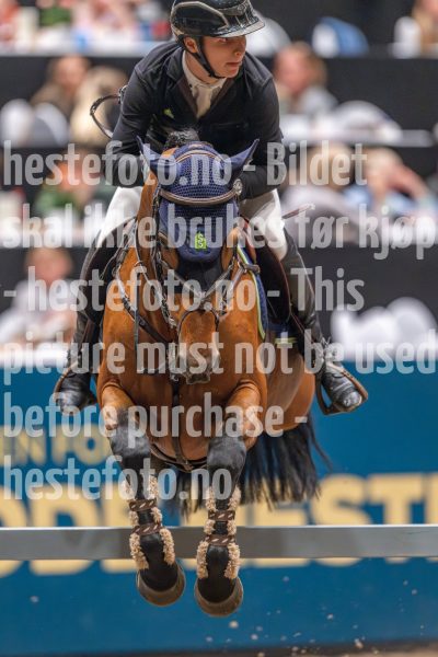 20241020-164855-2024-10-20-16-48-56-00-NIKON-Z-9