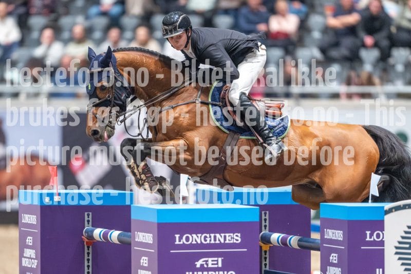 20241020-173133-2024-10-20-17-31-34-84-NIKON-Z-9