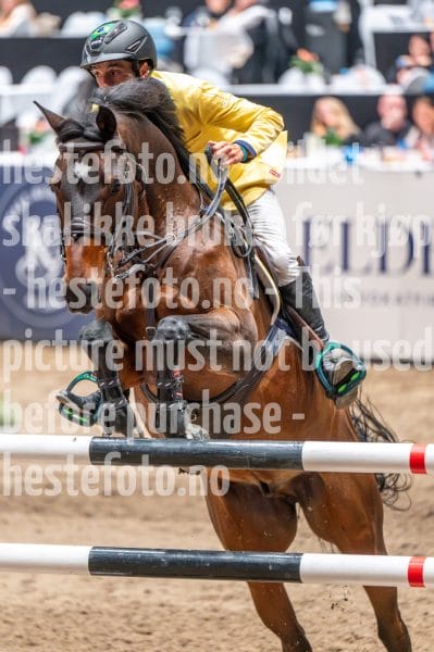 20241020-165502-2024-10-20-16-55-02-01-NIKON-Z-6-2