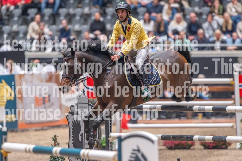 20241020-165535-2024-10-20-16-55-36-82-NIKON-Z-9