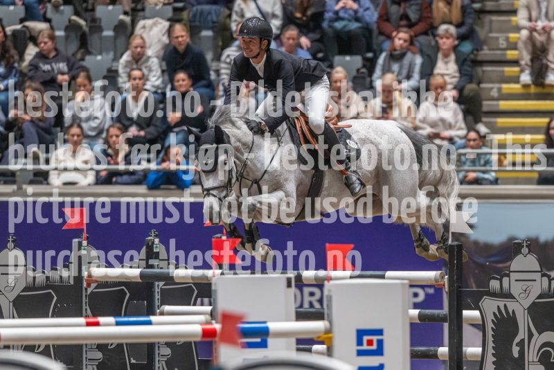 20241020-170224-2024-10-20-17-02-24-14-NIKON-Z-9