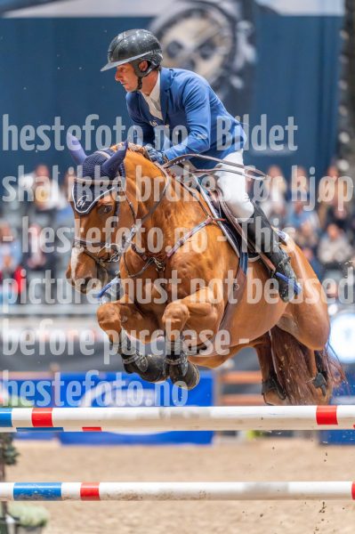 20241020-115049-2024-10-20-11-50-50-67-NIKON-Z-6-2
