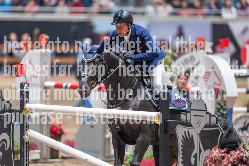 20241020-115653-2024-10-20-11-56-54-97-NIKON-Z-9