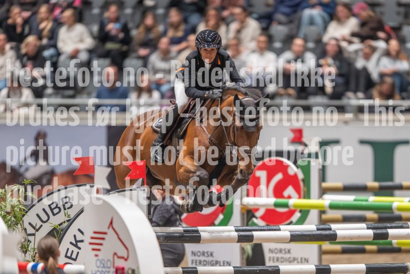 20241020-121139-2024-10-20-12-11-40-70-NIKON-Z-9
