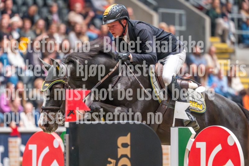 20241020-121820-2024-10-20-12-18-21-91-NIKON-Z-6-2