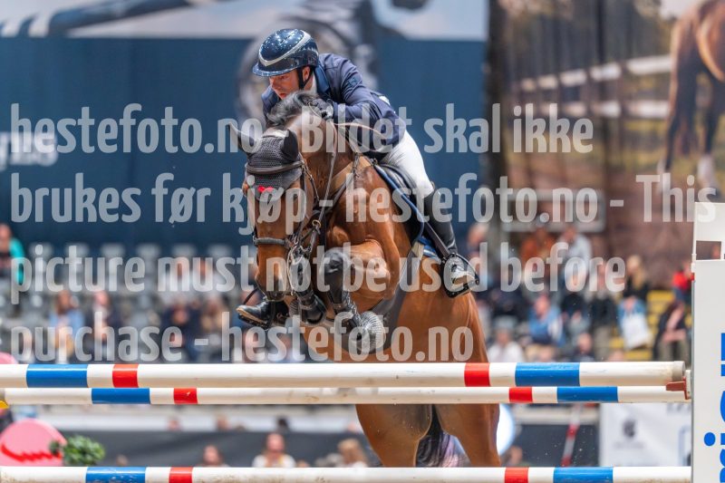 20241020-122101-2024-10-20-12-21-02-84-NIKON-Z-6-2