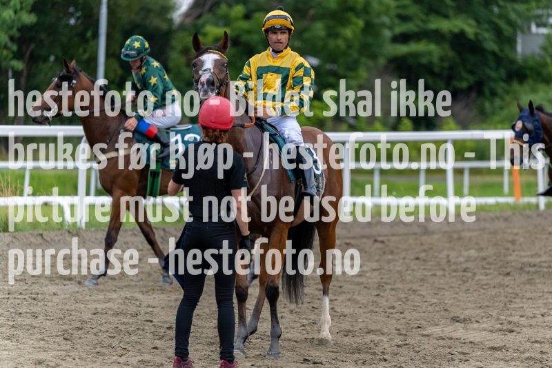 20220721-201601-DSC3069