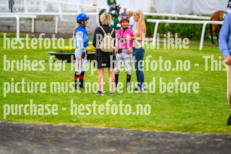 20210701-201754-DSC2835