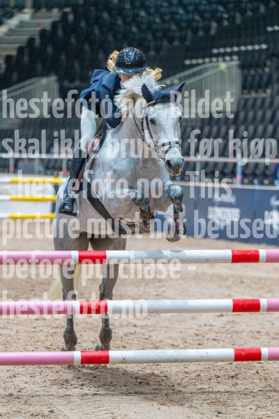 20251010-112243-DSC_8204