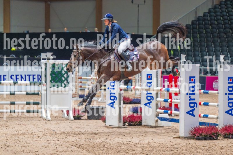 20251010-124217-DSC_9555