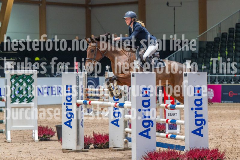 20251010-124509-DSC_9671