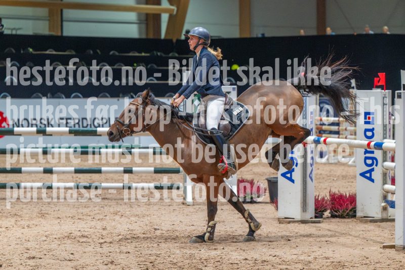 20251010-124509-DSC_9680