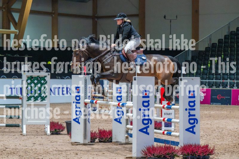 20251010-125300-DSC_9856