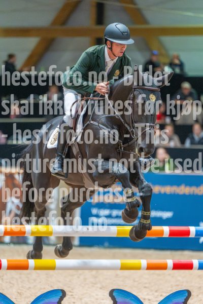 20251010-132001-DSC_0411