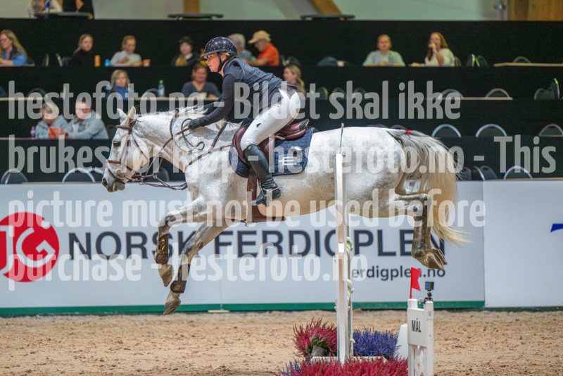 20251011-122906-DSC_9640