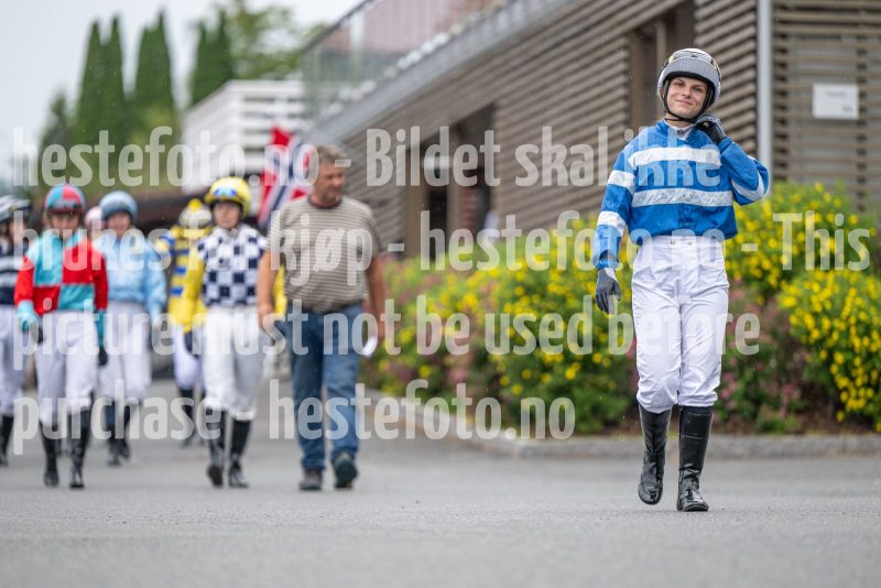 20250814-185523-DSC_1191