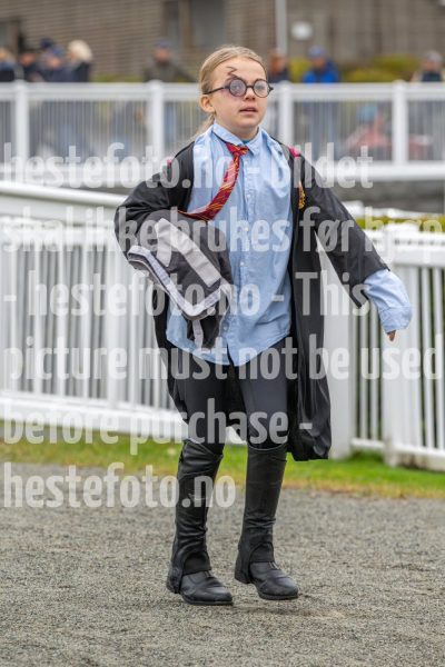 20251102-151936-DSC9790