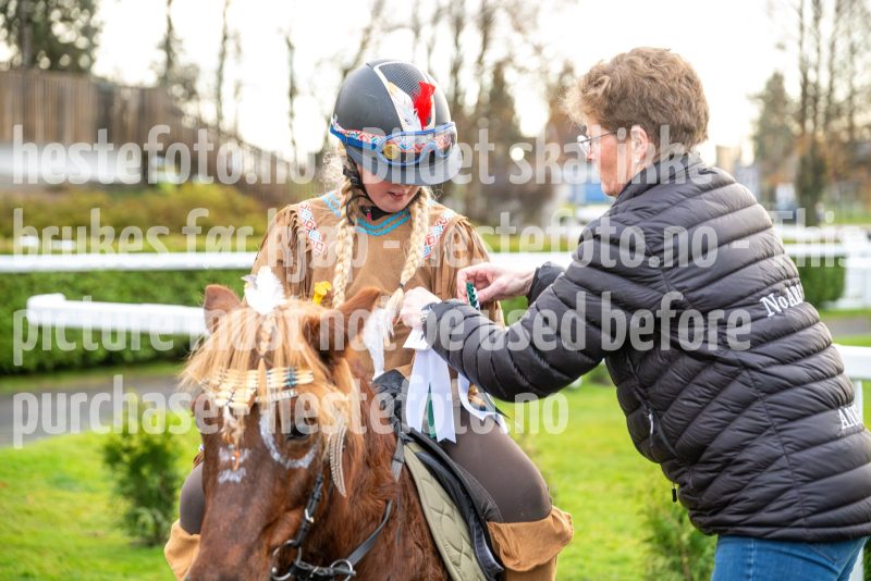 20251102-164603-DSC_4136