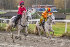 20251102-163100-DSC0493