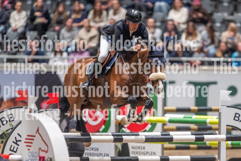 20241020-120144-2024-10-20-12-01-45-76-NIKON-Z-9