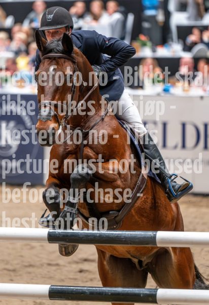 20241020-153650-2024-10-20-15-36-51-53-NIKON-Z-6-2