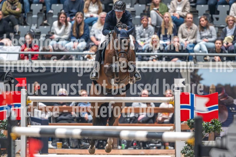 20241020-155133-2024-10-20-15-51-34-83-NIKON-Z-9