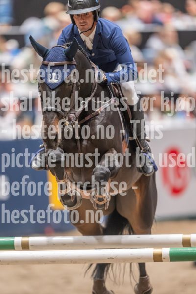 20241020-155328-2024-10-20-15-53-28-52-NIKON-Z-9
