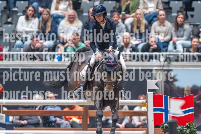20241020-160054-2024-10-20-16-00-55-65-NIKON-Z-9