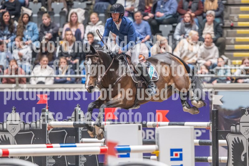 20241020-161558-2024-10-20-16-15-58-39-NIKON-Z-9