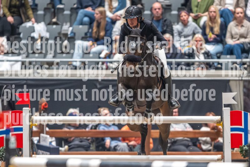 20241020-162459-2024-10-20-16-24-59-16-NIKON-Z-9