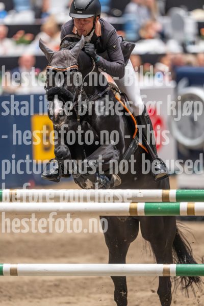 20241020-162852-2024-10-20-16-28-52-05-NIKON-Z-9