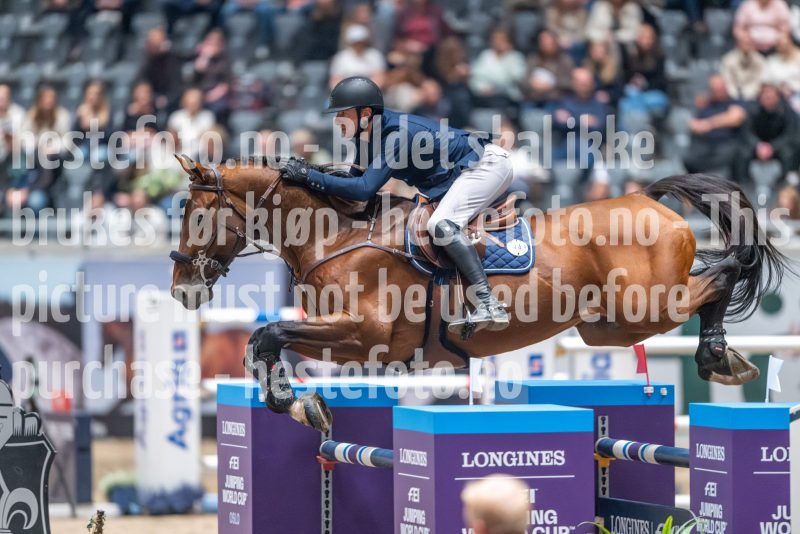 20241020-163229-2024-10-20-16-32-30-83-NIKON-Z-9