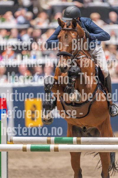20241020-163302-2024-10-20-16-33-03-58-NIKON-Z-9