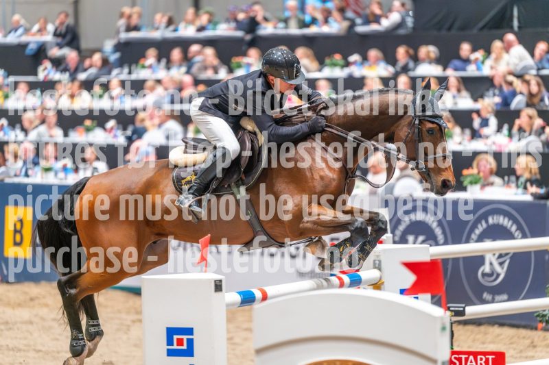 20241020-163730-2024-10-20-16-37-30-21-NIKON-Z-6-2