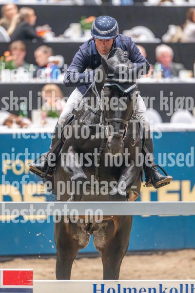 20241020-164156-2024-10-20-16-41-57-30-NIKON-Z-9