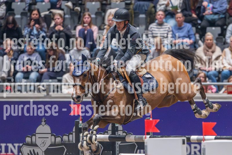 20241020-164442-2024-10-20-16-44-42-16-NIKON-Z-9