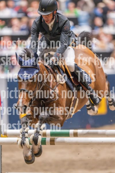 20241020-164448-2024-10-20-16-44-49-82-NIKON-Z-9