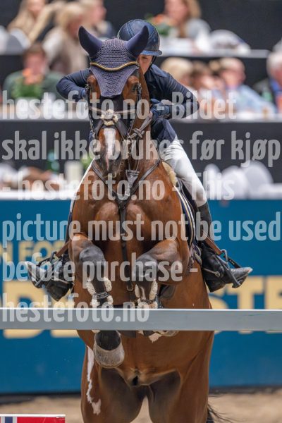 20241020-165305-2024-10-20-16-53-05-01-NIKON-Z-9