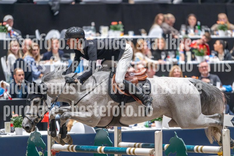 20241020-170256-2024-10-20-17-02-57-74-NIKON-Z-9