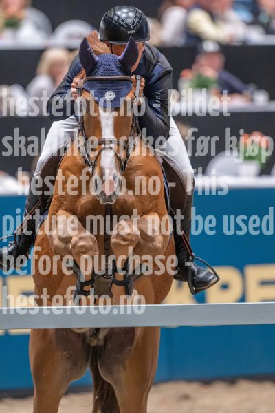 20241020-170441-2024-10-20-17-04-41-30-NIKON-Z-9