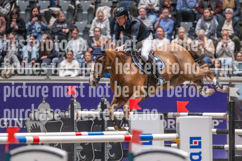 20241020-170500-2024-10-20-17-05-01-93-NIKON-Z-9