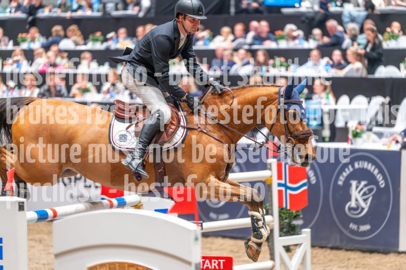 20241020-170717-2024-10-20-17-07-18-14-NIKON-Z-6-2