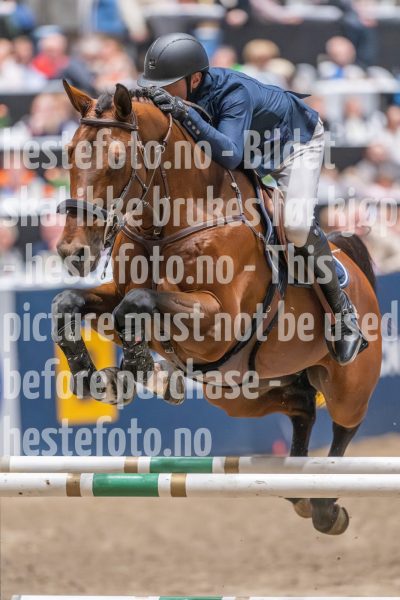 20241020-173011-2024-10-20-17-30-11-04-NIKON-Z-9