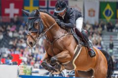 20251018-210453-DSC_5373