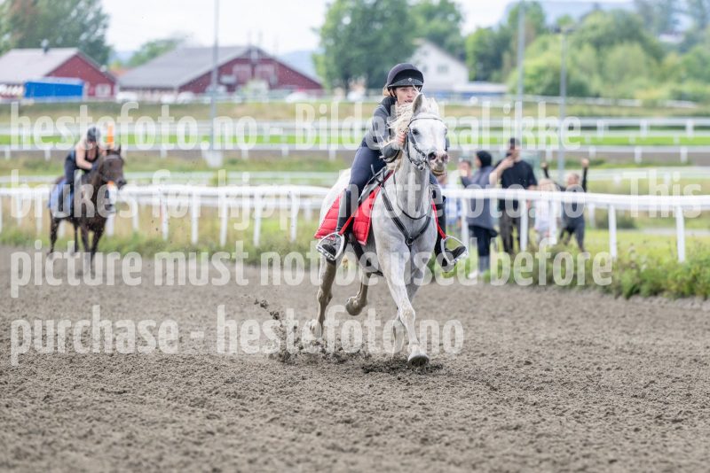 20250906-131956-DSC_4944