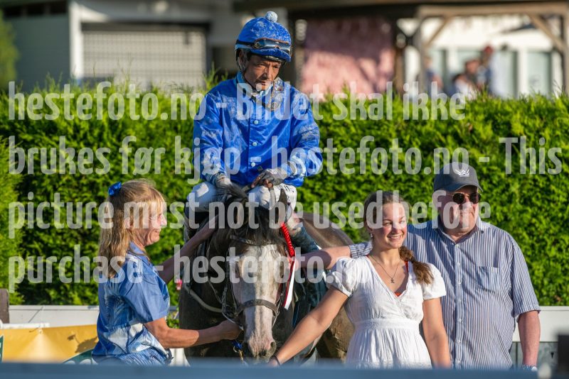 20250710-202952-DSC_5765