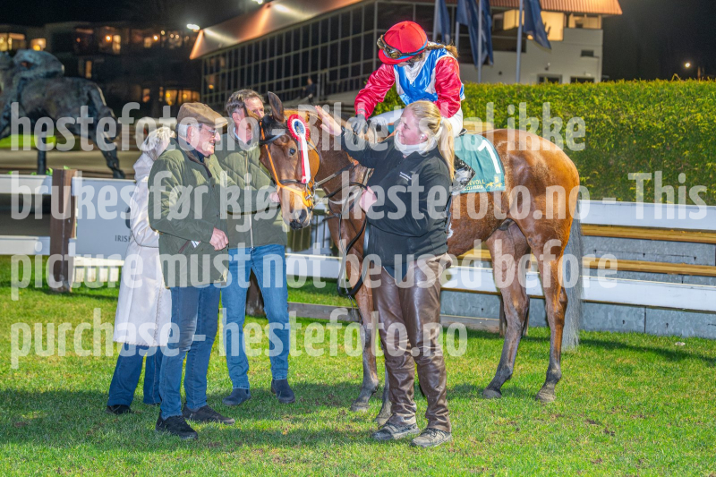 20251113-192524-DSC_0598